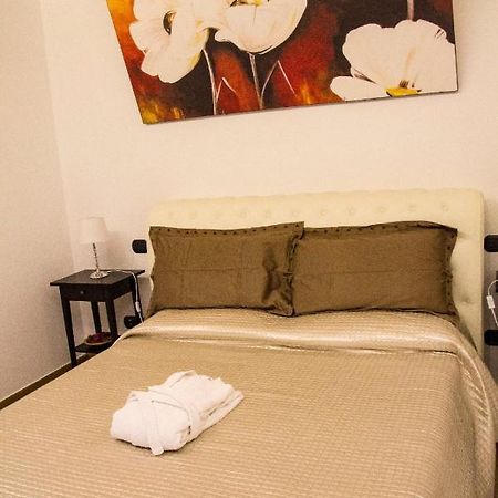 Little House Appartement Modugno Buitenkant foto