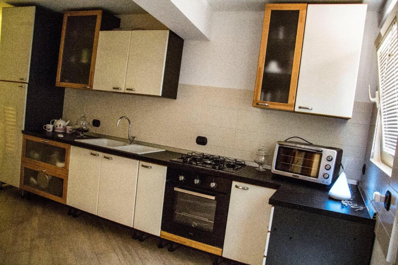 Little House Appartement Modugno Buitenkant foto